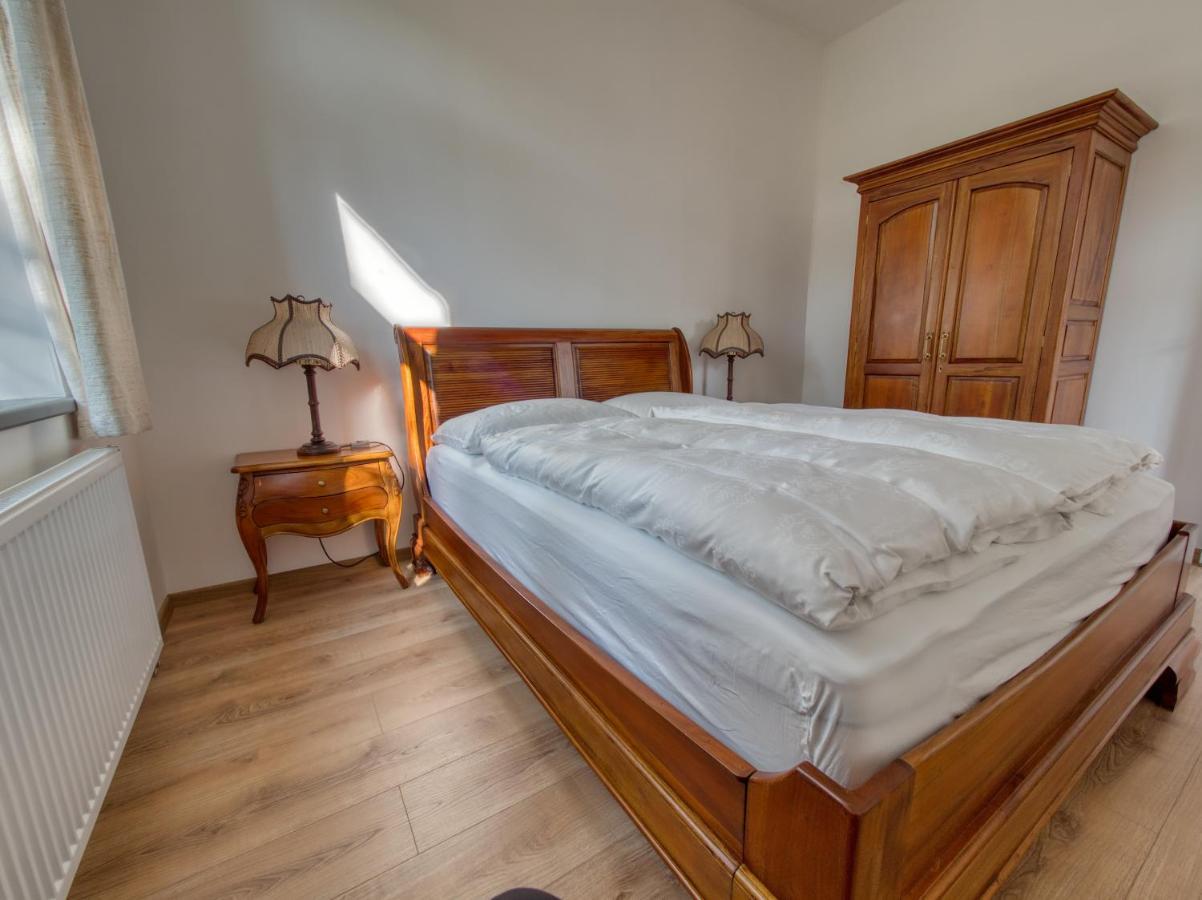 Apartmany Klasterni 84 Хейнице Екстериор снимка